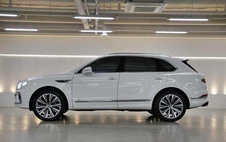 Bentley Bentayga I, 2022 год, 34 750 000 рублей, 3 фотография