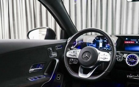 Mercedes-Benz A-Класс AMG, 2021 год, 5 665 000 рублей, 9 фотография