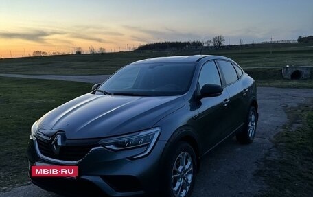 Renault Arkana I, 2021 год, 1 850 000 рублей, 2 фотография