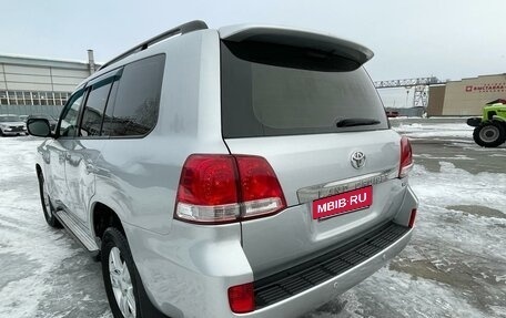 Toyota Land Cruiser 200, 2010 год, 2 850 000 рублей, 2 фотография