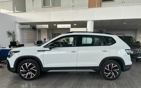 Volkswagen Tharu, 2023 год, 4 800 000 рублей, 3 фотография