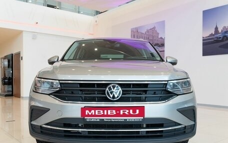 Volkswagen Tiguan II, 2021 год, 3 599 000 рублей, 4 фотография