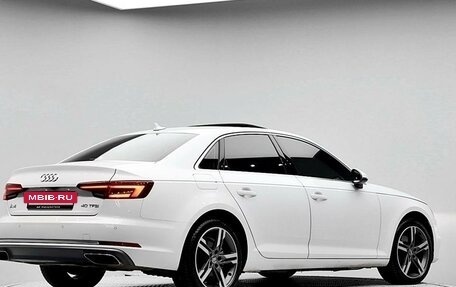 Audi A4, 2019 год, 2 890 000 рублей, 4 фотография