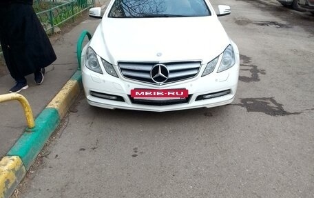 Mercedes-Benz E-Класс, 2011 год, 1 600 000 рублей, 3 фотография