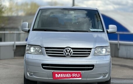 Volkswagen Multivan T5, 2008 год, 1 590 000 рублей, 2 фотография