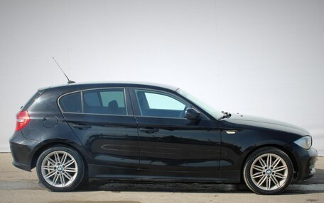 BMW 1 серия, 2010 год, 750 000 рублей, 4 фотография