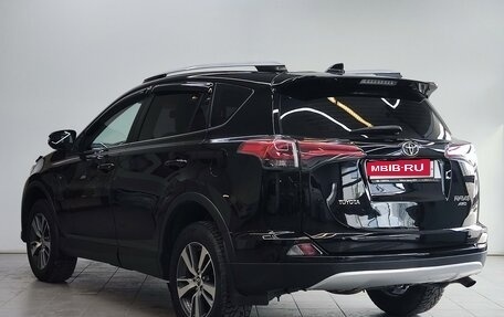 Toyota RAV4, 2019 год, 3 000 000 рублей, 6 фотография