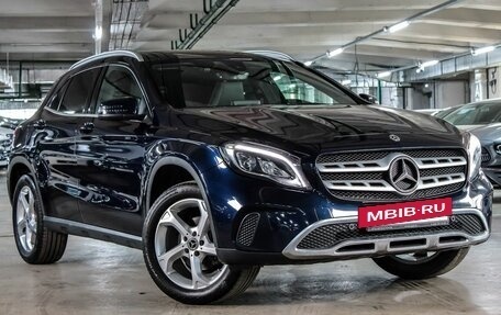 Mercedes-Benz GLA, 2018 год, 2 650 000 рублей, 3 фотография