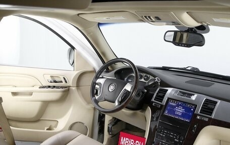 Cadillac Escalade III, 2013 год, 1 999 000 рублей, 5 фотография