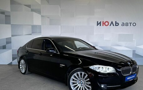 BMW 5 серия, 2011 год, 2 280 000 рублей, 3 фотография