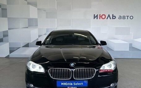 BMW 5 серия, 2011 год, 2 280 000 рублей, 2 фотография