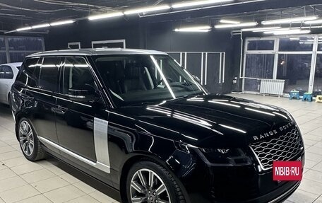 Land Rover Range Rover IV рестайлинг, 2019 год, 7 900 000 рублей, 3 фотография