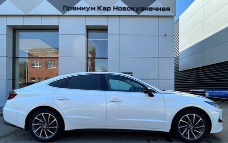 Hyundai Sonata VIII, 2021 год, 2 640 000 рублей, 3 фотография