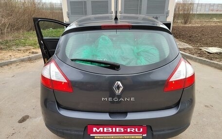 Renault Megane III, 2010 год, 750 000 рублей, 2 фотография