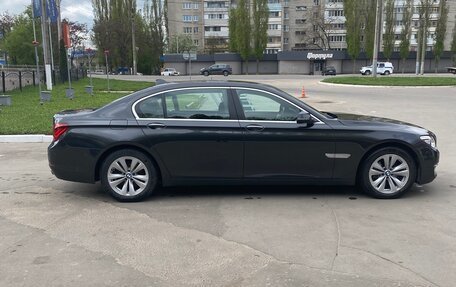 BMW 7 серия, 2015 год, 3 000 000 рублей, 3 фотография