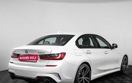 BMW 3 серия, 2021 год, 4 200 000 рублей, 5 фотография