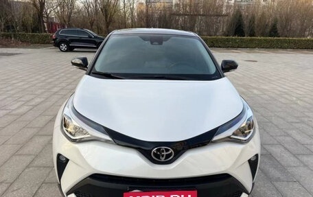 Toyota C-HR I рестайлинг, 2020 год, 1 700 000 рублей, 2 фотография