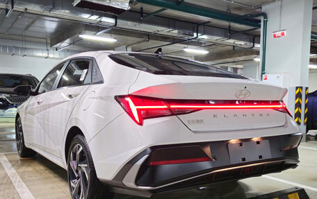 Hyundai Elantra, 2023 год, 2 799 000 рублей, 3 фотография