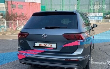 Volkswagen Tiguan II, 2020 год, 3 166 000 рублей, 3 фотография