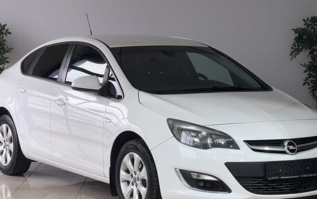 Opel Astra J, 2013 год, 937 000 рублей, 3 фотография