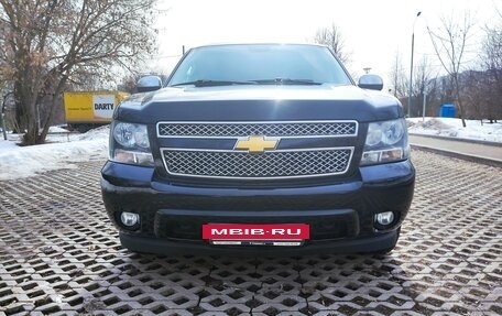 Chevrolet Tahoe III, 2013 год, 2 800 000 рублей, 3 фотография