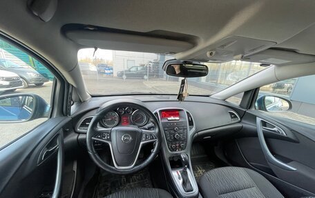 Opel Astra J, 2013 год, 880 000 рублей, 3 фотография