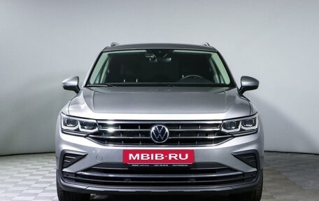 Volkswagen Tiguan II, 2021 год, 3 190 000 рублей, 2 фотография