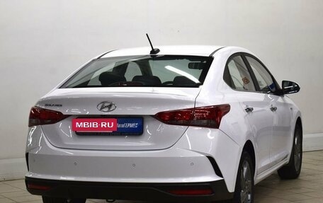 Hyundai Solaris II рестайлинг, 2021 год, 2 355 000 рублей, 4 фотография