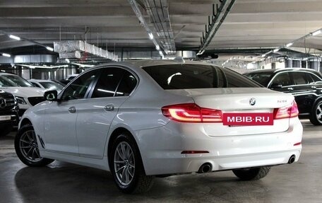 BMW 5 серия, 2018 год, 3 377 000 рублей, 2 фотография