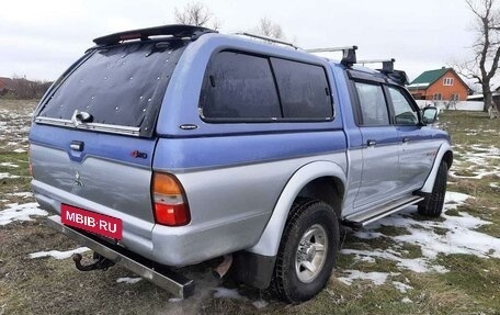Mitsubishi L200 III рестайлинг, 2000 год, 1 300 000 рублей, 2 фотография
