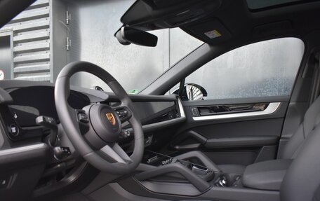 Porsche Cayenne III, 2024 год, 18 500 000 рублей, 11 фотография