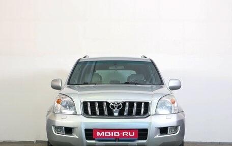 Toyota Land Cruiser Prado 120 рестайлинг, 2007 год, 2 159 000 рублей, 1 фотография