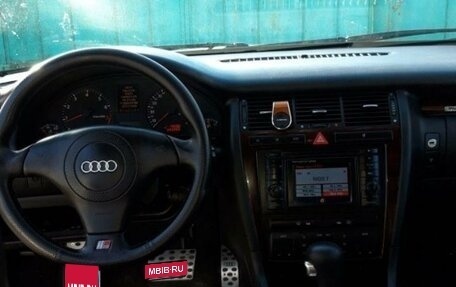 Audi A8, 1999 год, 700 000 рублей, 1 фотография
