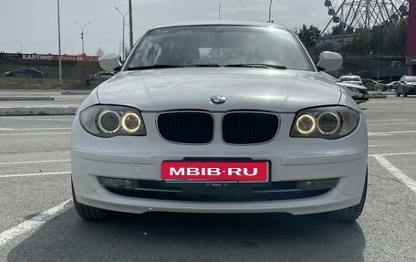 BMW 1 серия, 2011 год, 970 000 рублей, 1 фотография