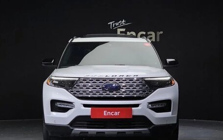 Ford Explorer VI, 2021 год, 3 200 000 рублей, 3 фотография