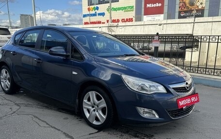 Opel Astra J, 2011 год, 950 000 рублей, 5 фотография