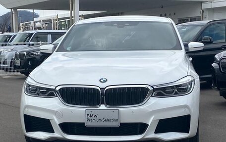BMW 6 серия, 2018 год, 3 603 000 рублей, 2 фотография