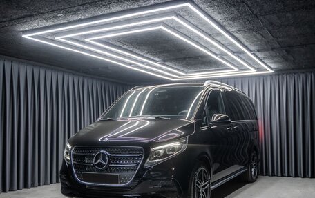 Mercedes-Benz V-Класс, 2024 год, 20 390 000 рублей, 3 фотография