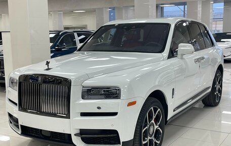 Rolls-Royce Cullinan, 2023 год, 73 000 000 рублей, 1 фотография