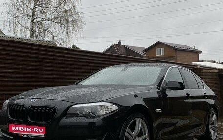 BMW 5 серия, 2010 год, 1 840 000 рублей, 3 фотография