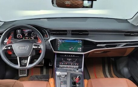 Audi A6, 2021 год, 3 200 000 рублей, 7 фотография