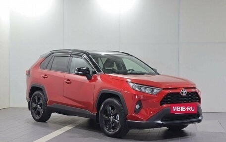 Toyota RAV4, 2021 год, 4 350 000 рублей, 3 фотография
