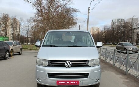 Volkswagen Multivan T5, 2012 год, 2 300 000 рублей, 2 фотография