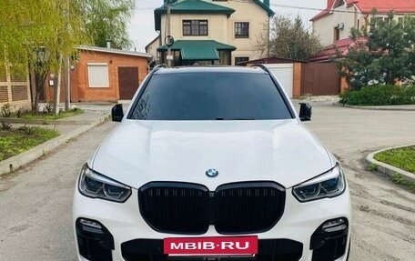 BMW X5, 2019 год, 6 900 000 рублей, 4 фотография