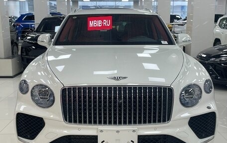 Bentley Bentayga I, 2022 год, 37 000 000 рублей, 5 фотография