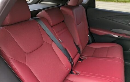 Lexus RX IV рестайлинг, 2024 год, 11 000 000 рублей, 4 фотография
