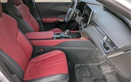 Lexus RX IV рестайлинг, 2024 год, 11 000 000 рублей, 10 фотография