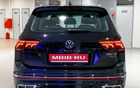 Volkswagen Tiguan II, 2023 год, 4 917 000 рублей, 6 фотография
