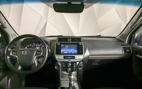 Toyota Land Cruiser Prado 150 рестайлинг 2, 2018 год, 5 449 700 рублей, 10 фотография