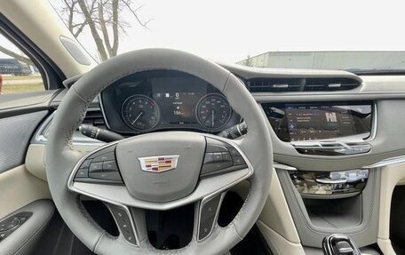 Cadillac XT5 I рестайлинг, 2024 год, 9 000 000 рублей, 4 фотография